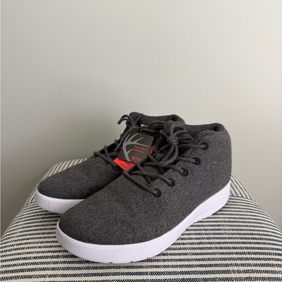 Deer Stags Men’s Sneaker Boots - Gray - Picture 1 of 8